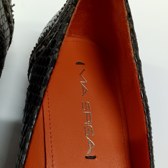 VIA SPIGA Black Leather & Patent Leather Pointy Flats with Zipper Accent - Picture 9 of 12